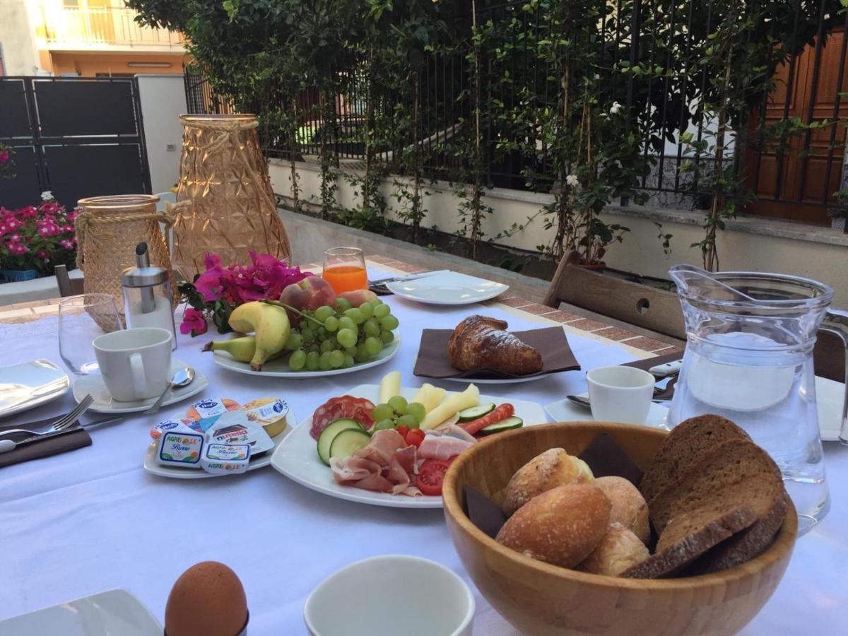 Bed and Breakfast Sikule Санта-Тереза-ди-Рива Экстерьер фото